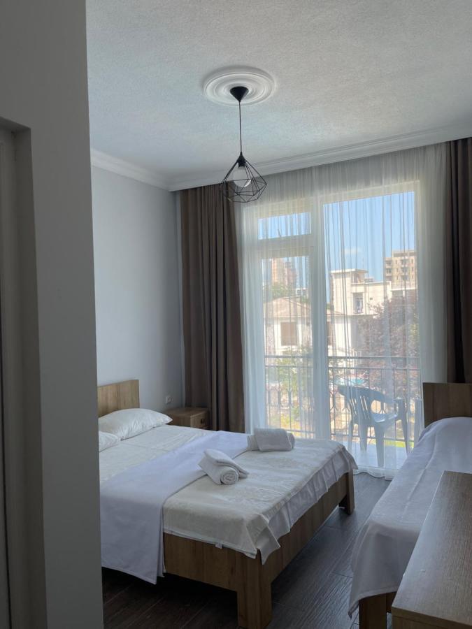Hotel Charli Gonio Ngoại thất bức ảnh