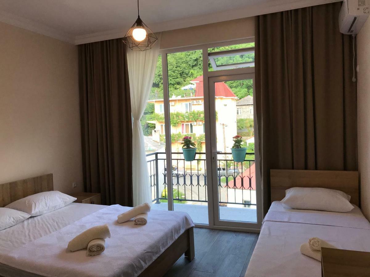 Hotel Charli Gonio Ngoại thất bức ảnh