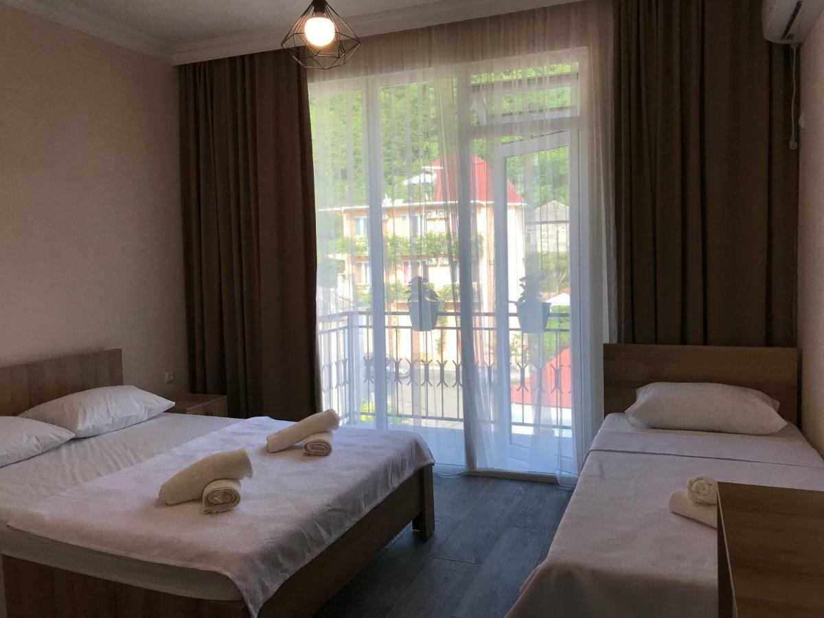 Hotel Charli Gonio Ngoại thất bức ảnh